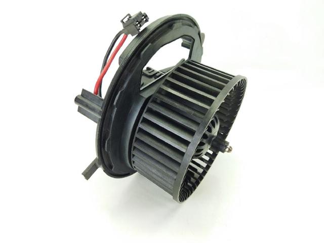 Silniczek wentylatora nagrzewnicy (ogrzewacza wnętrza) 5Q1819021E VAG