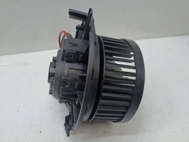 Silniczek wentylatora nagrzewnicy (ogrzewacza wnętrza) 5Q1819021E VAG