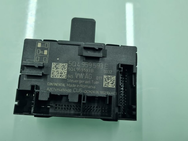5Q4959593E VAG
