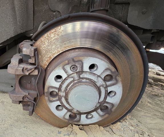 Czop (zwortnica) tylny lewy 5QA505433B VAG