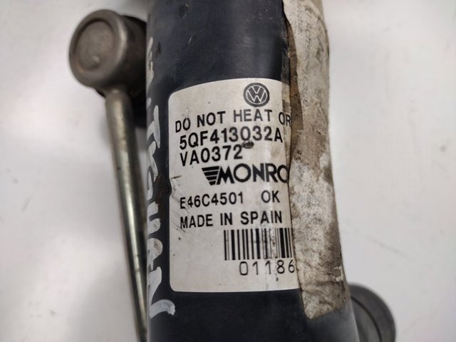 Amortyzator przedni 5QF413032A VAG