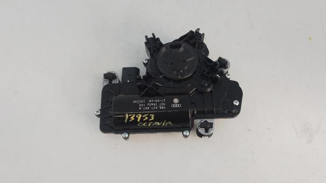 Silniczek zamka klapy bagażnika (drzwi 3/5 tylnych) 5TA827887B VAG