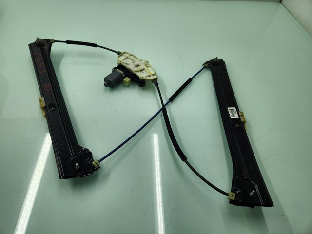 Mechanizm podnoszenia szyby drzwi przednich lewych 5TA837461A VAG
