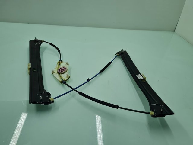 Mechanizm podnoszenia szyby drzwi przednich lewych 5TA837461A VAG