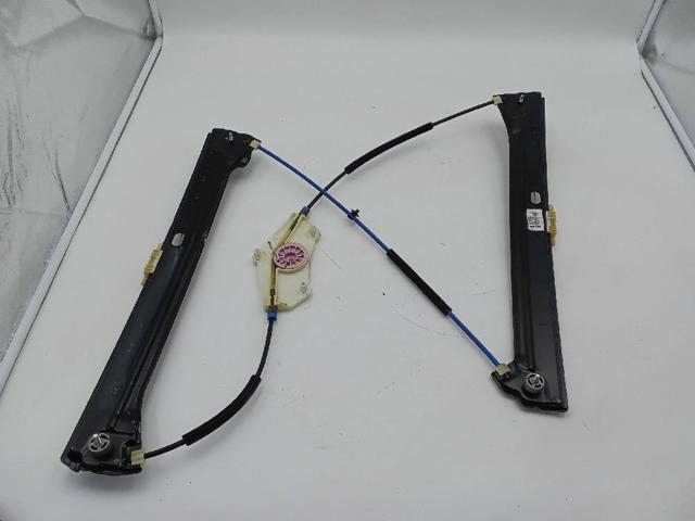 Mechanizm podnoszenia szyby drzwi przednich prawych 5TA837462A VAG