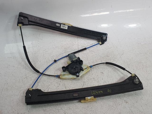 Mechanizm podnoszenia szyby drzwi przednich prawych 5TA837462A VAG