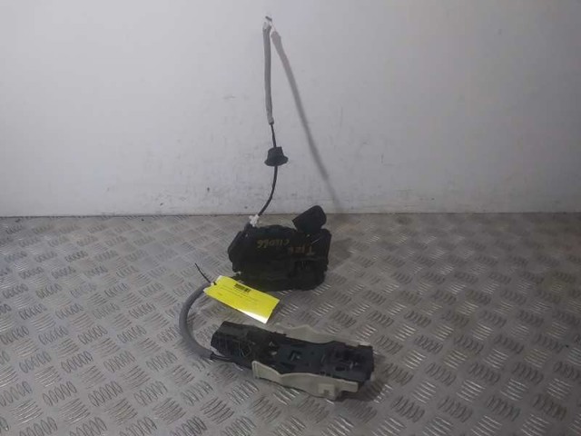 Zamek drzwi tylnych lewych 5TA839015E VAG