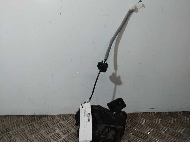 Zamek drzwi tylnych lewych 5TA839015E VAG