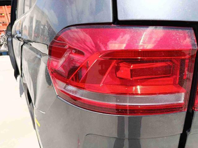 Lampa zespolona tylna lewa zewnętrzna 5TA945095D VAG