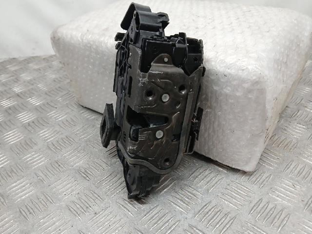 Zamek drzwi przednich lewych 5TB837015A VAG