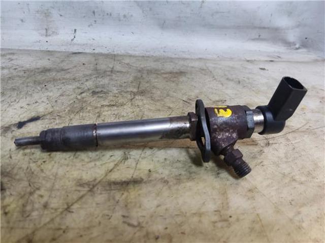 Wtryskiwacz paliwa 5U3Q9K546AA PEUGEOT