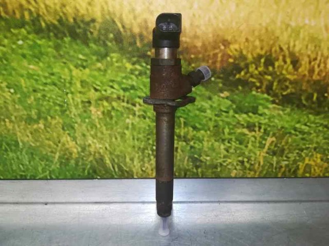 Wtryskiwacz paliwa 5U3Q9K546AA PEUGEOT