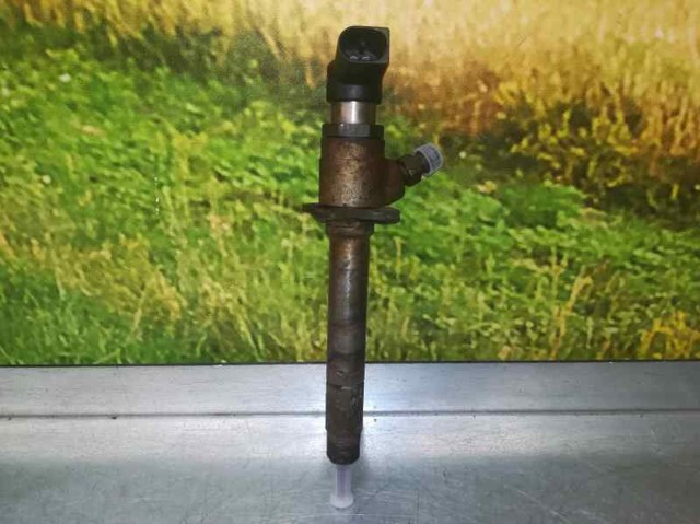 Wtryskiwacz paliwa 5U3Q9K546AA PEUGEOT
