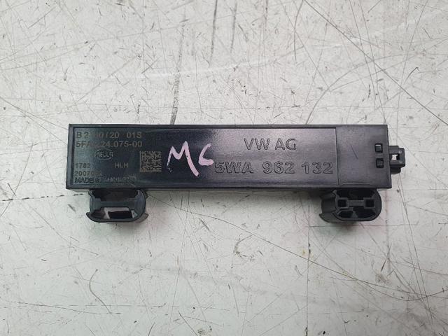 5WA962132 VAG