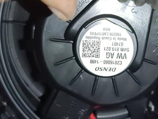 5WB819021 VAG