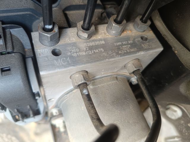 Sterownik ABS  hydrauliczny 6000625478 FIAT