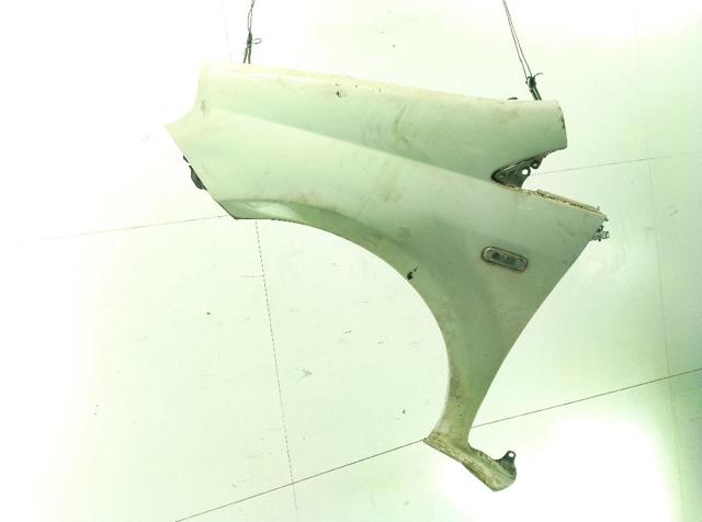 Błotnik przedni lewy Fiat Punto 199