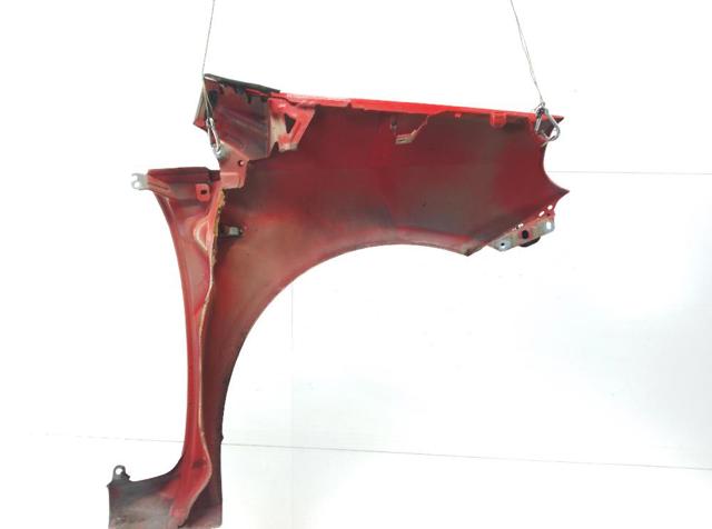 Błotnik przedni lewy Fiat Punto 199