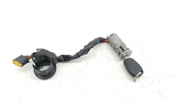 Stacyjka zapłonowa Dacia Duster HS