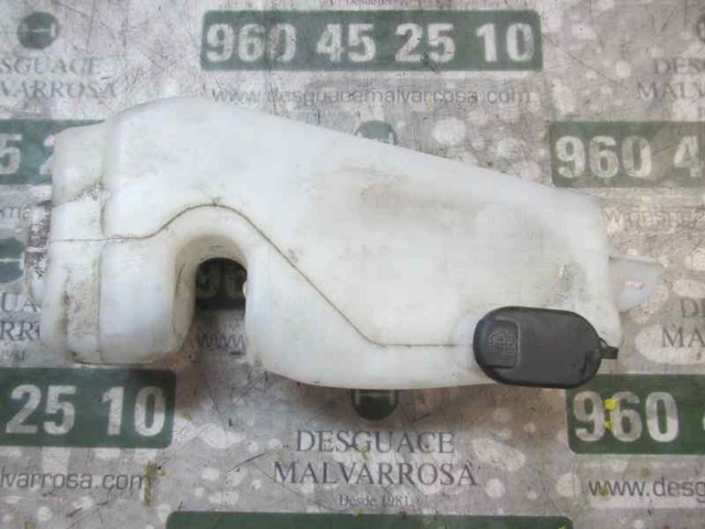 Zbiornik spryskiwaczy Dacia Sandero