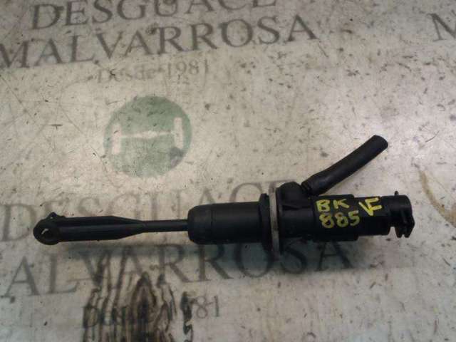 Cylinder sprzęgła główny 6001548446 RENAULT