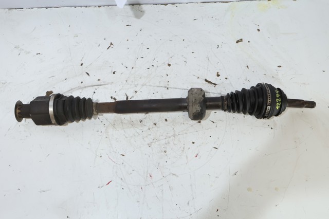 Półoś napędowa przednia prawa 6001548661 RENAULT