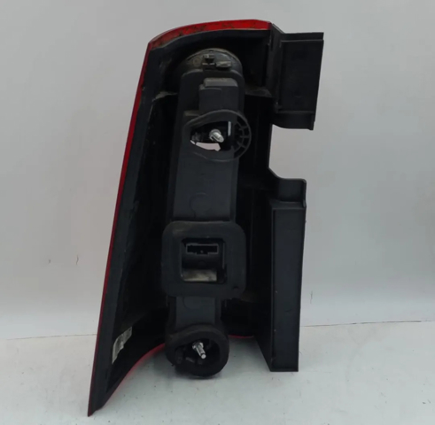 Lampa zespolona tylna prawa 6001549106 RENAULT