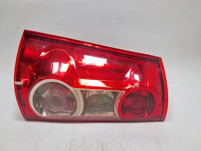 Lampa zespolona tylna lewa 6001549107 RENAULT