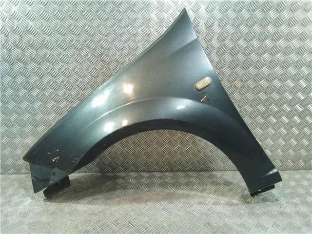 Błotnik przedni lewy 6001549971 RENAULT