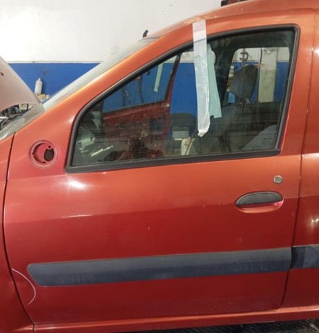 Błotnik przedni lewy 6001549971 RENAULT