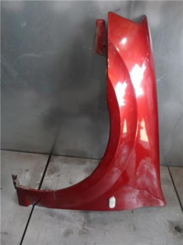 Błotnik przedni lewy 6001549971 RENAULT