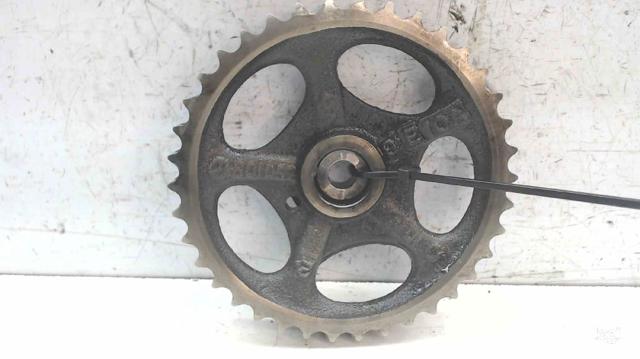 Koło zębatewalcowe wałka rozrządu silnika Mercedes E S124