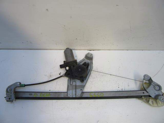 Mechanizm podnoszenia szyby drzwi przednich prawych 6025300976 RENAULT