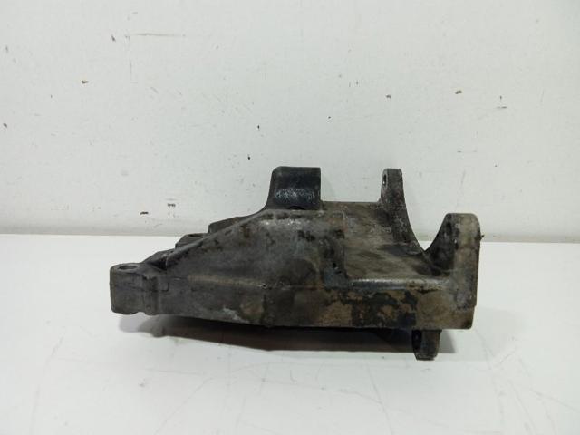 Wspornik alternatora Mercedes Sprinter 904