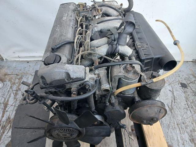 Silnik w komplecie do Mercedes E W124