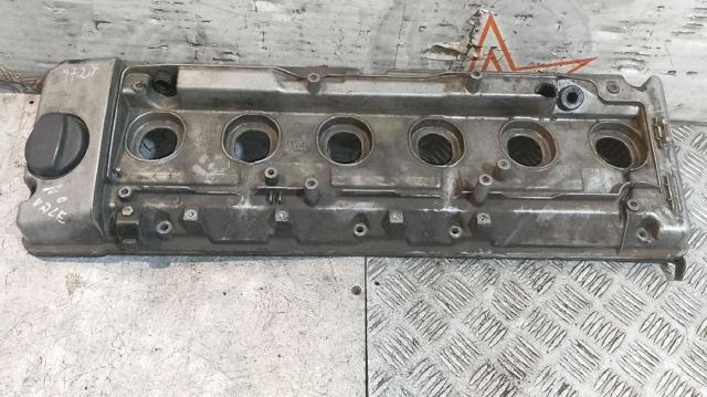Kupić Pokrywa zaworowa Mercedes E  S124 w dobrej cenie
