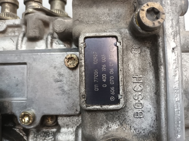 Pompa wtryskowa wysokiego ciśnienia Mercedes S W140