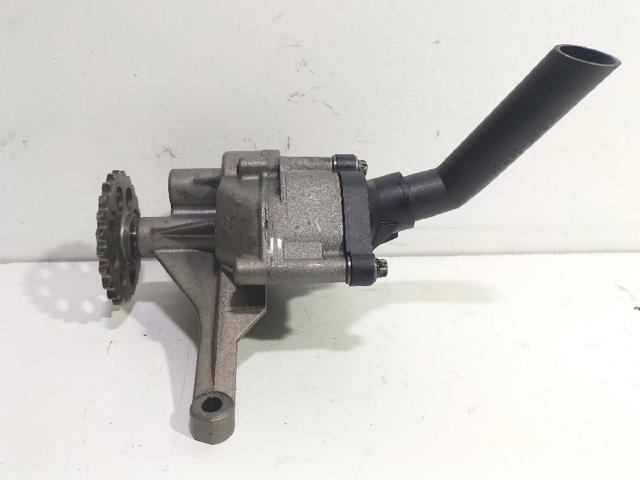 Pompa oleju 6061810801 MERCEDES