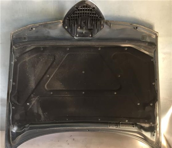 Maska silnika Alfa Romeo 156 932