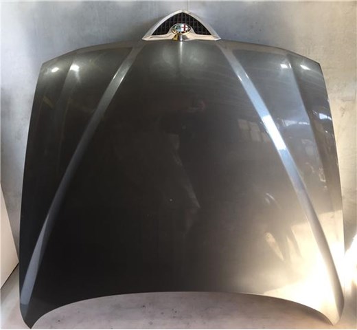 Maska silnika Alfa Romeo 156 932