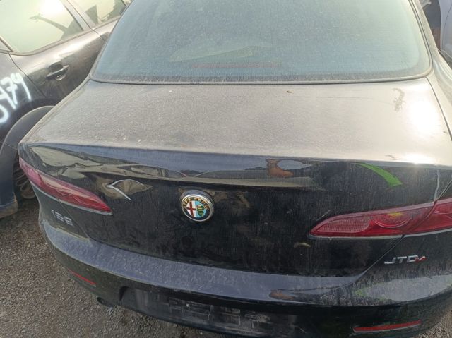 Alfa Romeo 159 (939)