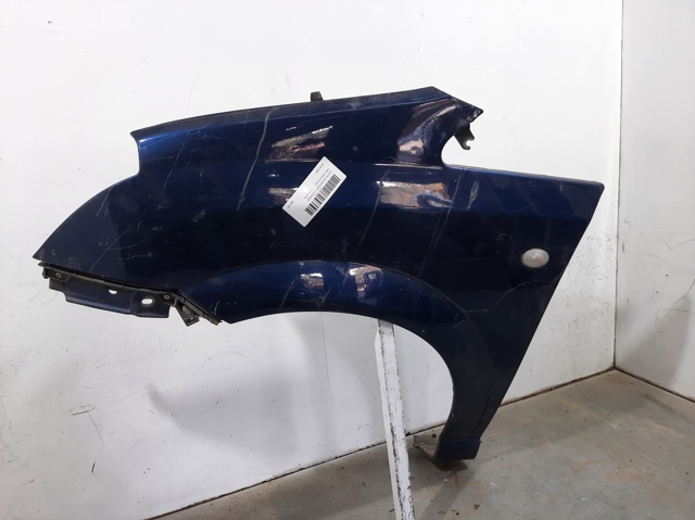 Błotnik przedni lewy 6101335 OPEL