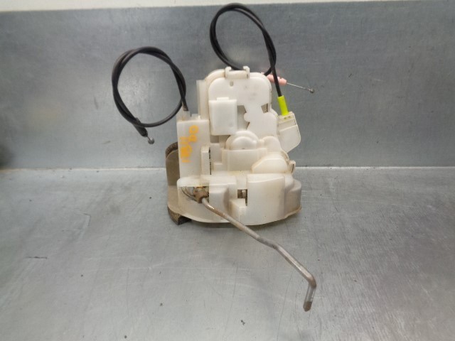Zamek drzwi przednich prawych 61032SC240 SUBARU