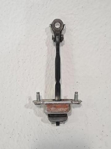 61124AJ010 Subaru