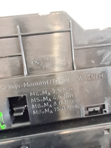 Skrzynka bezpieczników 61138364530 BMW