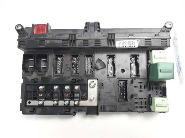 Skrzynka bezpieczników 61138384527 BMW