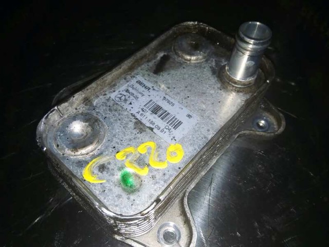6121880101 Mercedes