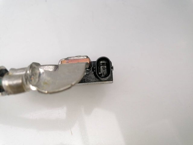 61219117877 BMW