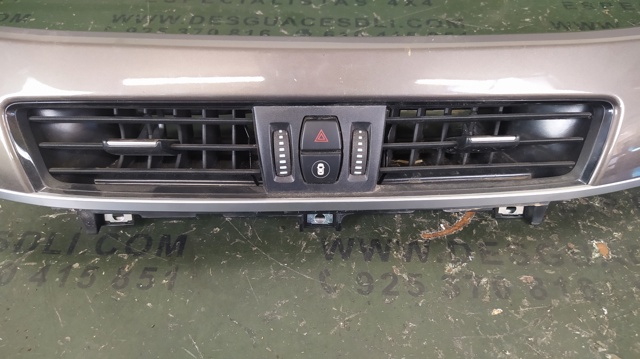 Przycisk włączania światła awaryjnego BMW X5 F15, F85