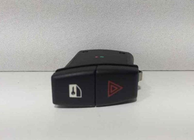 Przycisk włączania światła awaryjnego 61316919506 BMW